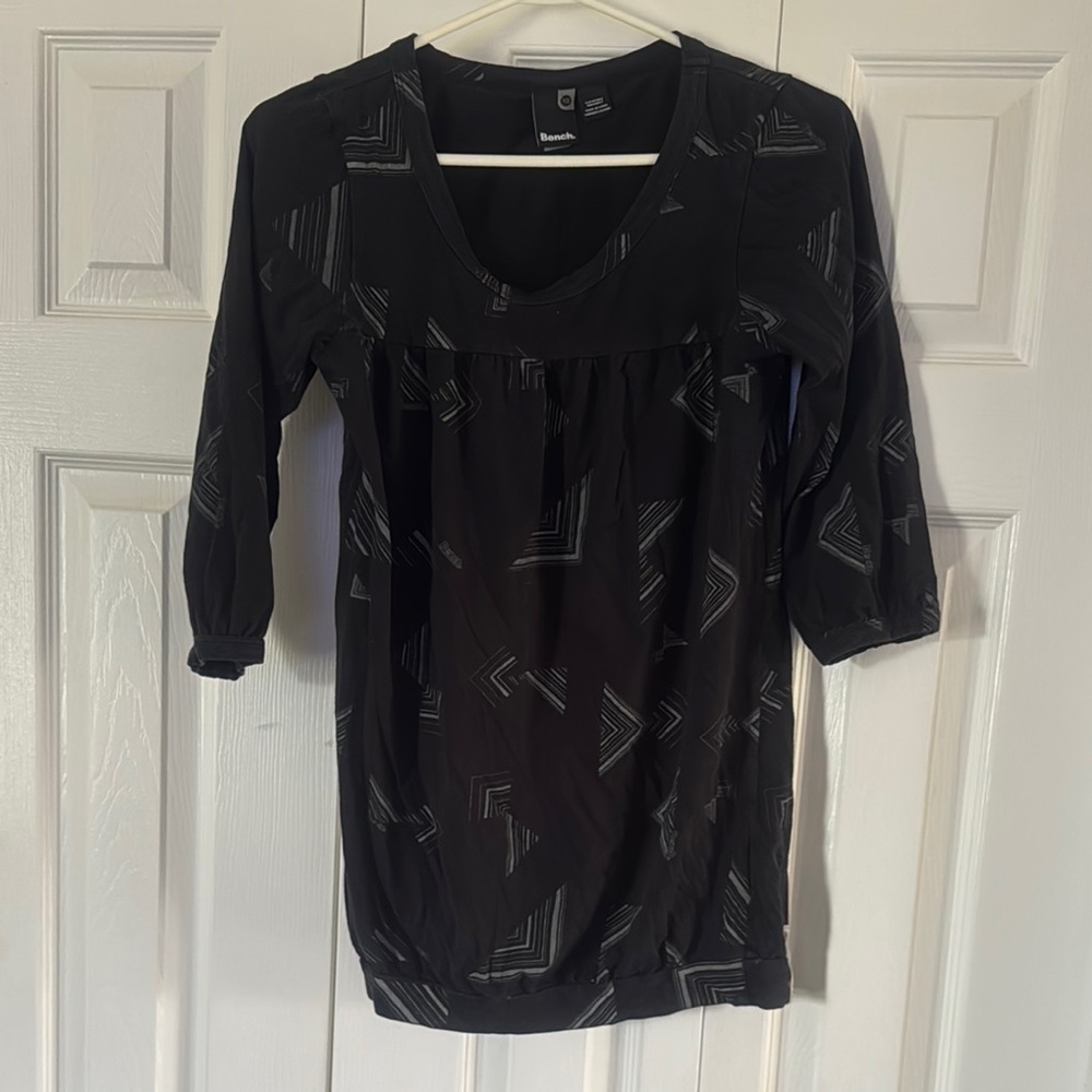 Bench Black Graphic 3/4 Sleeve Blouse - Picture 1 of 3